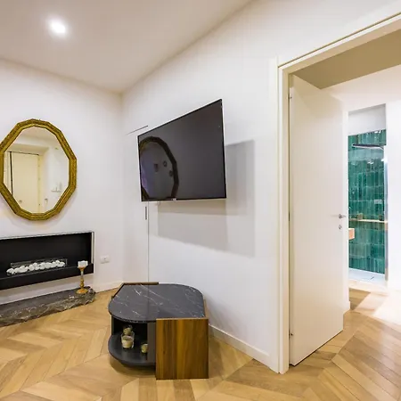 Апартаменты Palazzo Loffredo By Napoliapartments Неаполь