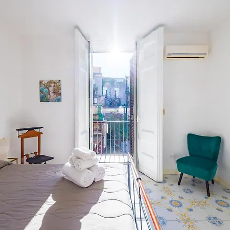 Апартаменты Palazzo Loffredo By Napoliapartments Неаполь