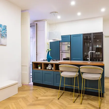 Апартаменты Palazzo Loffredo By Napoliapartments