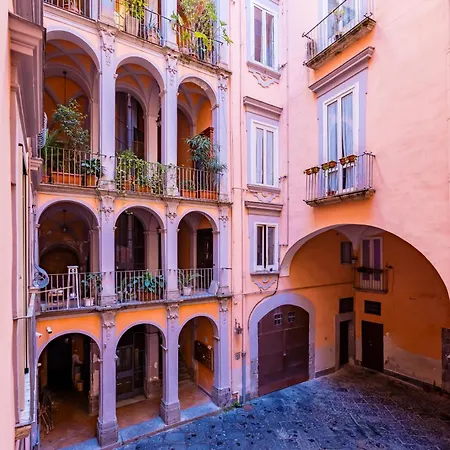 Palazzo Loffredo By Napoliapartments *